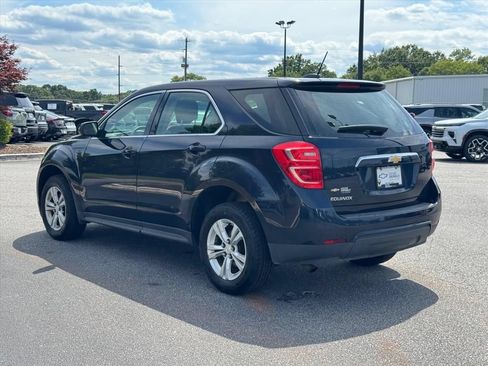 Used 2017 Chevrolet Equinox LS FWD image 5