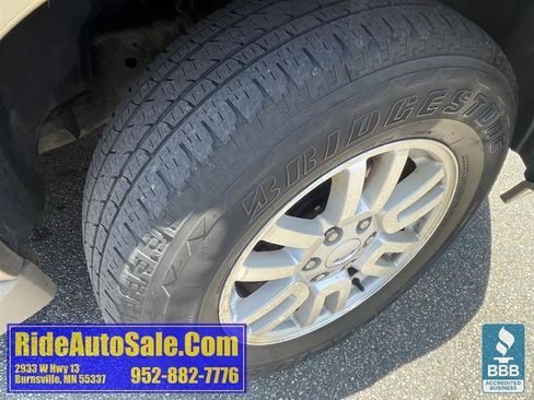 Used 2012 Ford Expedition XLT AWD/4WD image 27