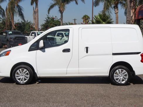 Used 2018 Nissan NV200 SV w/ Navigation Package FWD image 5