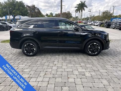 Used 2026 Kia Sorento S w/ S Panoramic Sunroof Package FWD image 14