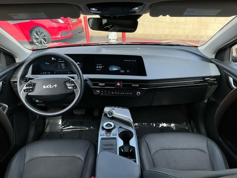 Used 2024 Kia EV6 Light image 16