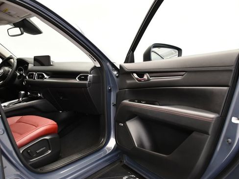Used 2023 MAZDA CX-5 Carbon Edition image 45