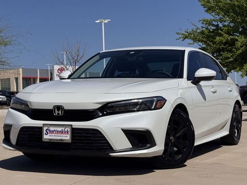 Used 2024 Honda Civic LX image 2