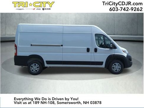 New 2025 RAM ProMaster 3500 w/ Quick Order Package 22G SLT image 8