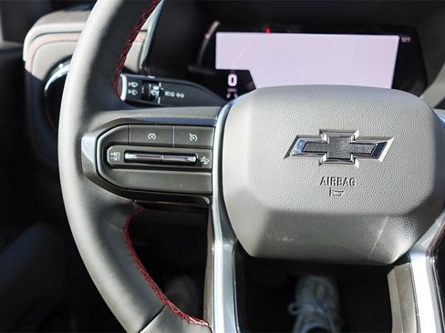 Used 2026 Chevrolet Colorado Z71 w/ Z71 Convenience Package 2 image 14