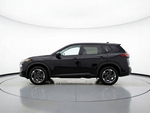 Used 2025 Nissan Rogue SV image 5