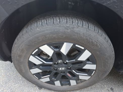 Used 2025 Hyundai Santa Cruz SEL image 13