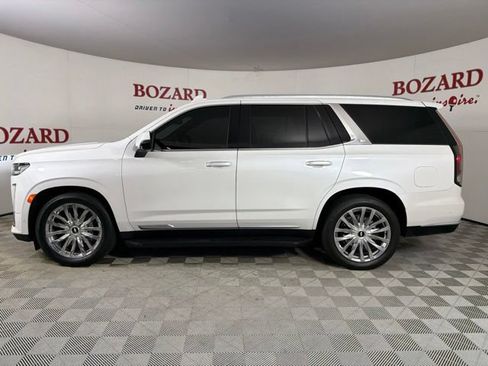 Used 2022 Cadillac Escalade Premium Luxury w/ Performance Package RWD image 5
