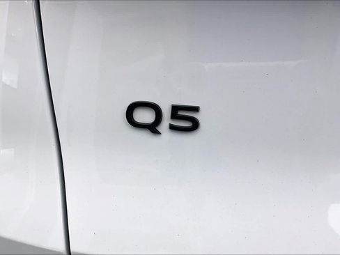 Certified 2025 Audi Q5 Premium Plus AWD/4WD image 33
