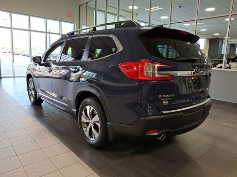 Used 2025 Subaru Ascent Premium image 4