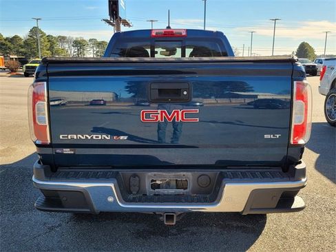 Used 2019 GMC Canyon SLT w/ Driver Alert Package image 6
