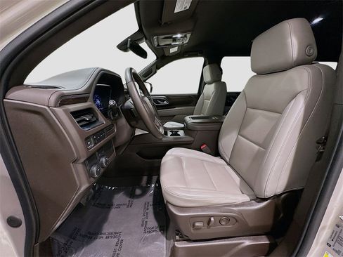 Used 2022 Chevrolet Tahoe LT image 22