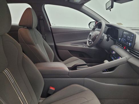 Used 2023 Hyundai Elantra SEL FWD image 21