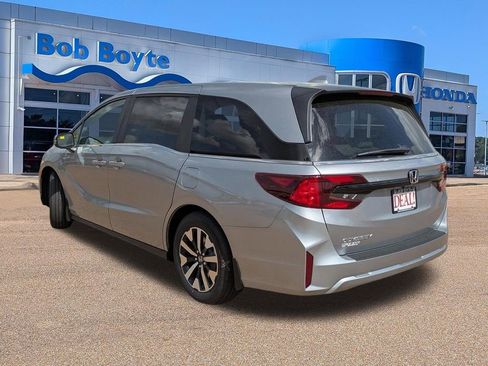 New 2026 Honda Odyssey EX-L image 3