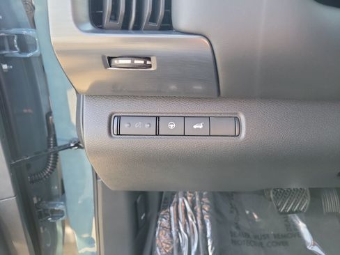 New 2026 Nissan Pathfinder SL FWD image 22