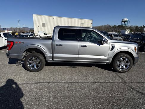 Used 2023 Ford F150 Lariat w/ Equipment Group 502A High image 8