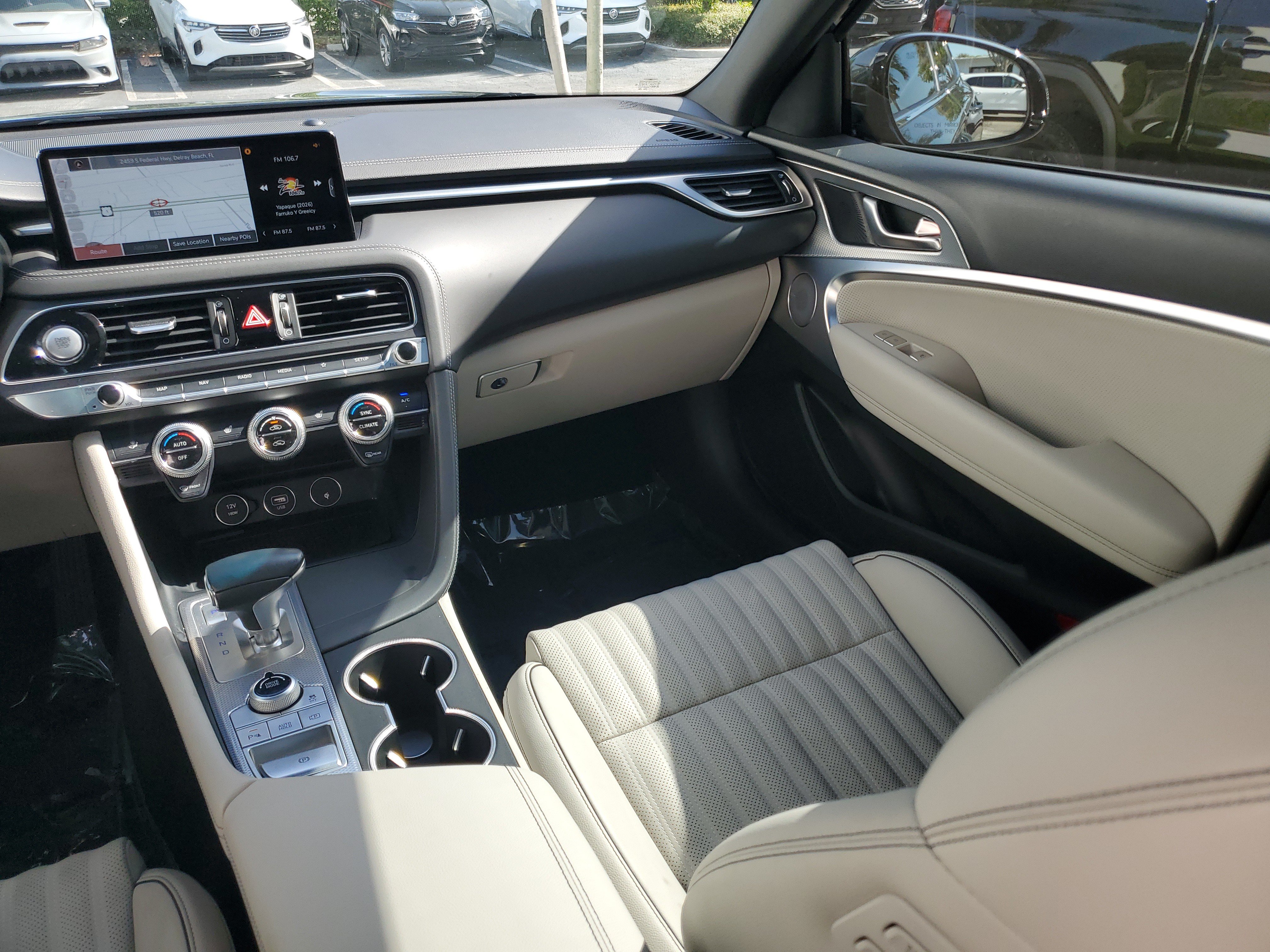 Used 2022 Genesis G70 2.0T w/ Prestige Package RWD image 17