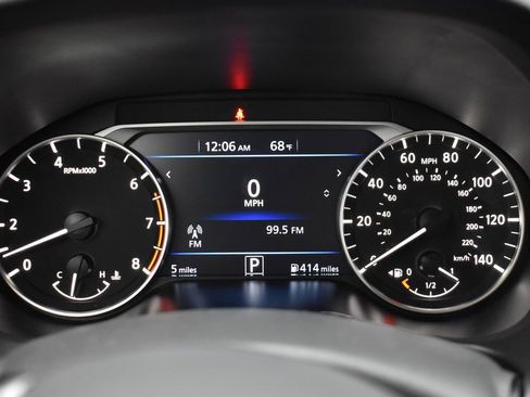 New 2025 Nissan Altima 2.5 SR image 13