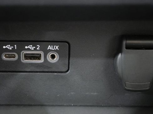 Used 2025 Nissan Altima 2.5 SV image 21