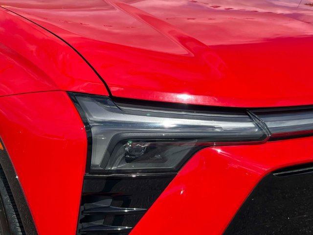 Used 2024 Chevrolet Blazer EV RS AWD/4WD image 8
