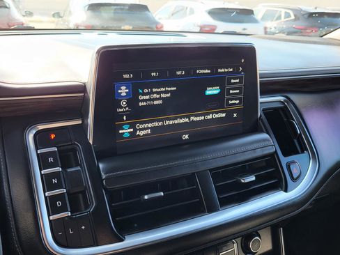 Used 2021 Chevrolet Tahoe Z71 w/ Rear Media and Nav Package AWD/4WD image 26