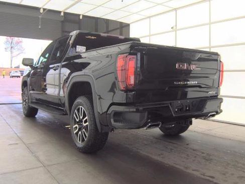 Used 2025 GMC Sierra 1500 AT4 image 7
