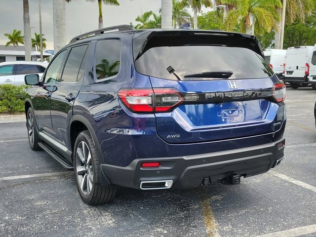 Used 2024 Honda Pilot Touring image 4