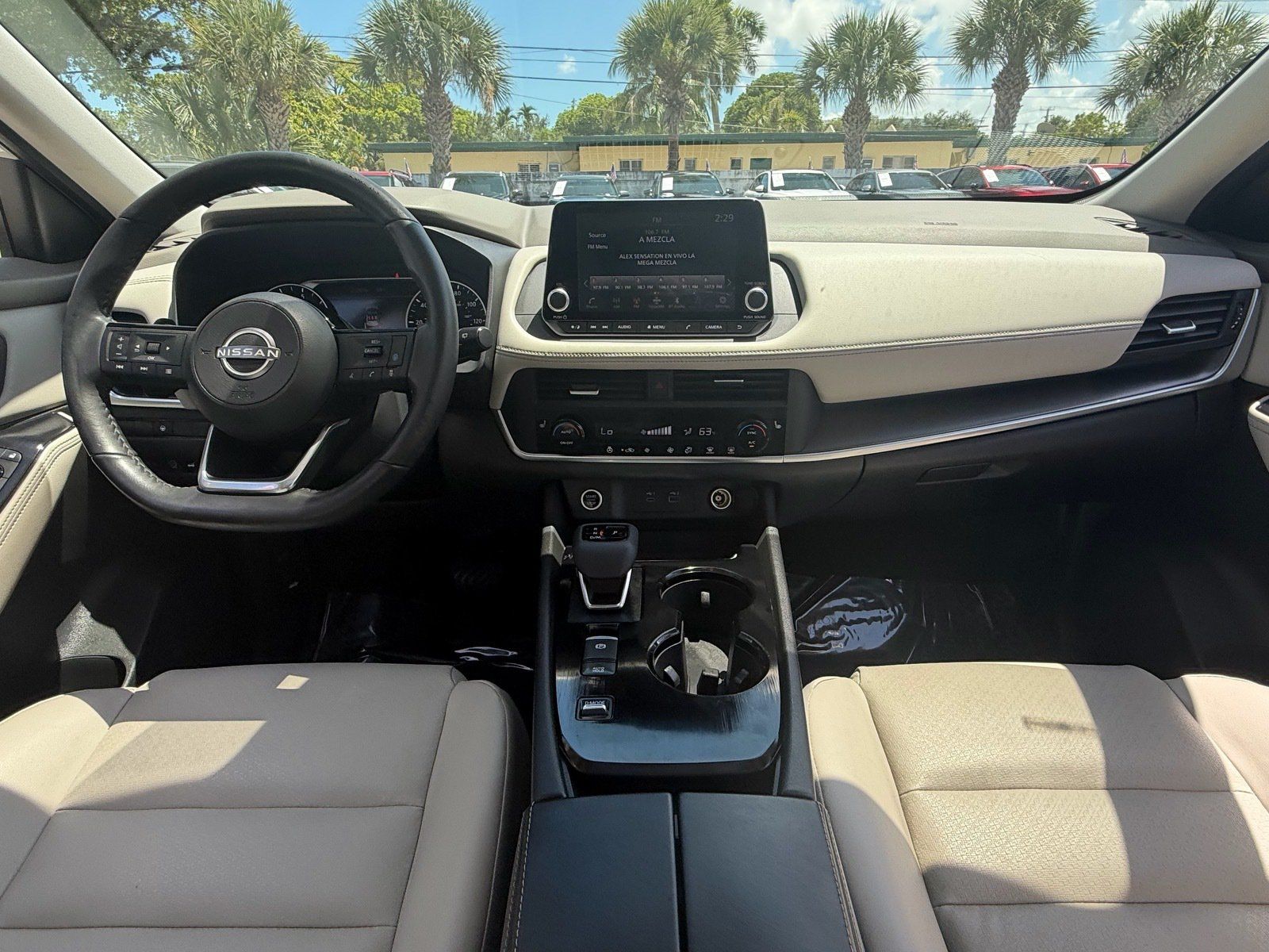 Certified 2023 Nissan Rogue SV w/ SV Premium B Package FWD image 14