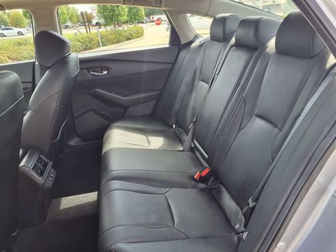 Used 2023 Honda Accord EX-L image 16