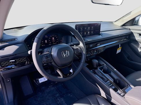 New 2026 Honda Accord EX-L image 9