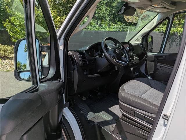 Used 2023 RAM ProMaster 2500 w/ Driver Convenience Group FWD image 21