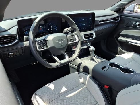 Certified 2025 Ford Mustang GT Premium RWD image 5