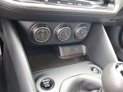 Certified 2024 Nissan Z Performance w/ Floor Mat Package image 21