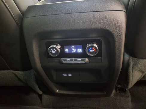 Used 2026 Buick Enclave Preferred FWD image 16