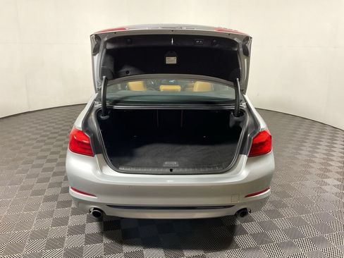 Used 2019 BMW 530e xDrive w/ Convenience Package AWD/4WD image 17