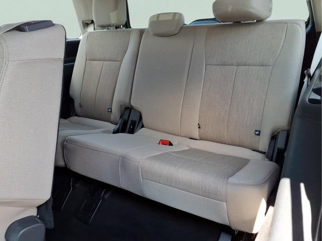 Used 2024 Ford Expedition XLT AWD/4WD image 19