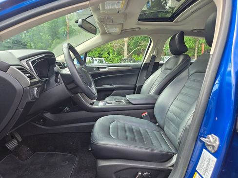 Used 2017 Ford Fusion Energi SE FWD image 20