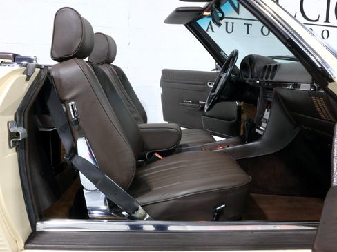 Used 1987 Mercedes-Benz 560 SL image 87