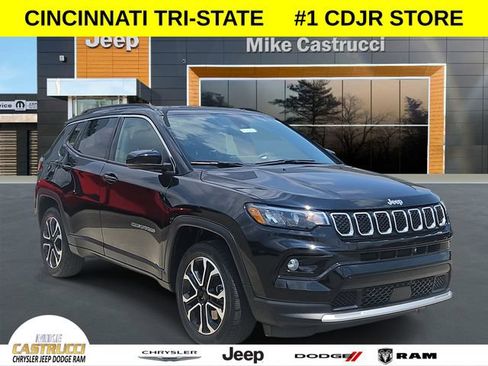 Used 2023 Jeep Compass Limited AWD/4WD image 1