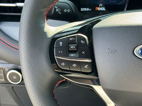 New 2026 Ford Explorer ST-Line image 43