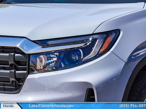 New 2025 Honda Ridgeline RTL image 4
