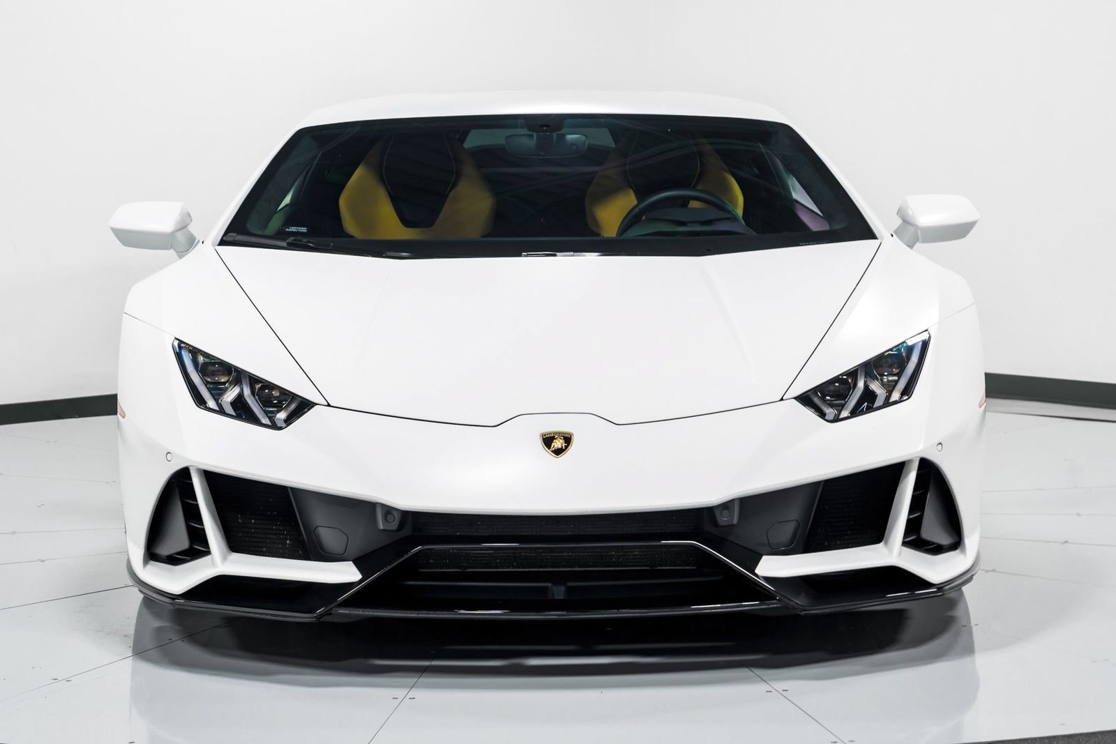 Used 2022 Lamborghini Huracan EVO AWD/4WD image 8