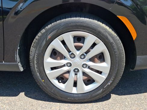 Used 2020 Kia Soul LX FWD image 10
