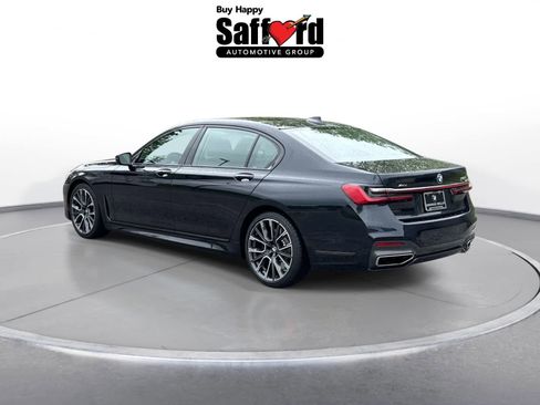 Used 2022 BMW 740i xDrive w/ M Sport Package AWD/4WD image 6