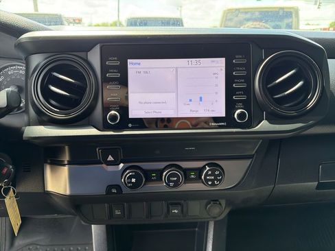 Used 2020 Toyota Tacoma SR w/ SR Convenience Package RWD image 38