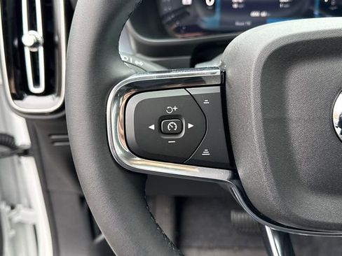 New 2026 Volvo XC40 B5 Ultra w/ Protection Package Premier AWD/4WD image 12