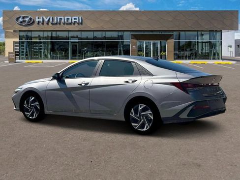 New 2025 Hyundai Elantra Sport image 4