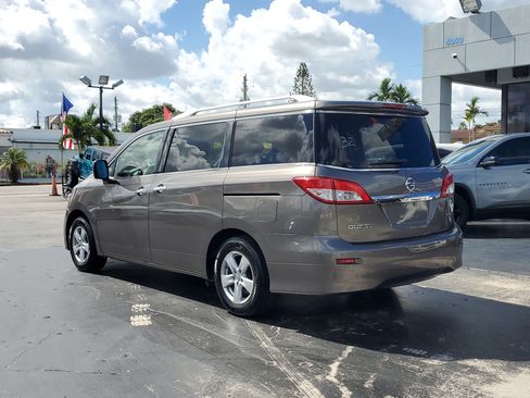 Used 2016 Nissan Quest SV image 8