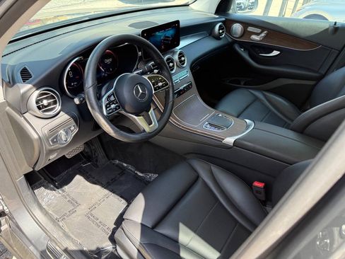Used 2020 Mercedes-Benz GLC 300 image 24