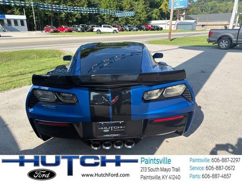 Used 2015 Chevrolet Corvette Z06 w/ Z07 Performance Package RWD image 10